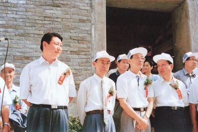习近平:像爱惜自己的生命一样保护好文化遗产